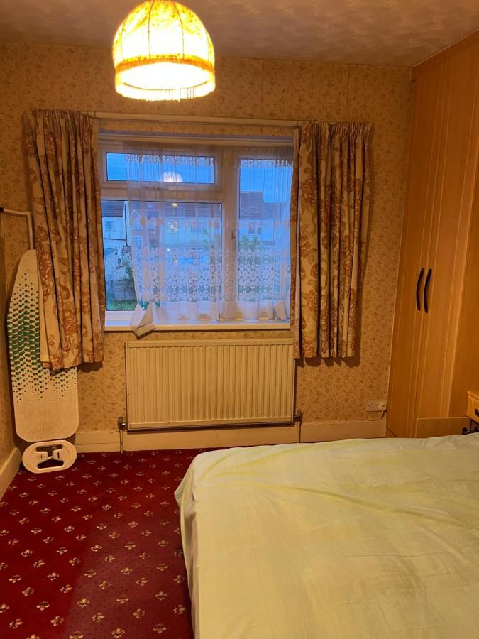 Appartement Whitby Road House à Canvey Island Extérieur photo